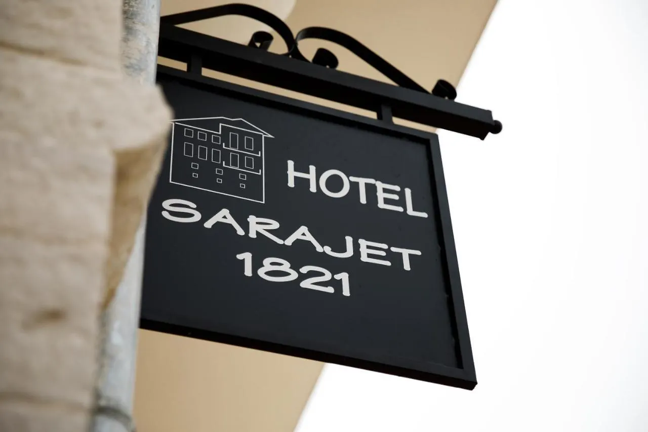Hotel Sarajet 1821 Gjirokaster