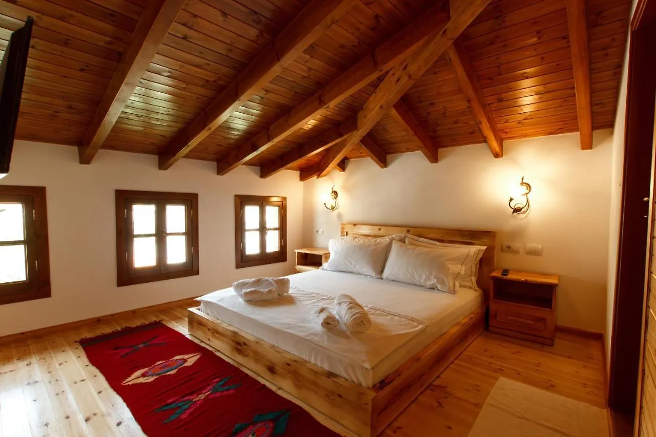 Hotel Sarajet 1821 Gjirokaster